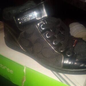 Coach shoes size 7.5